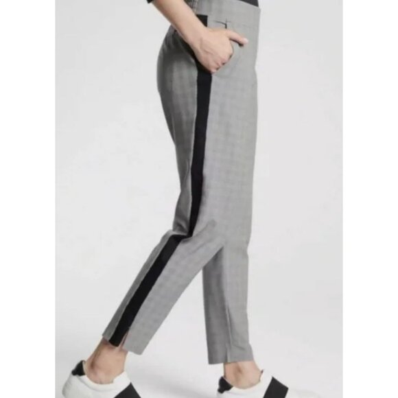 Athleta Brooklyn Plaid Ankle Pant In Black & White-sz 2P - Picture 2 of 13